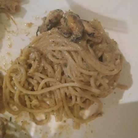 Agriturismo L'Isola Crespina 外观 照片