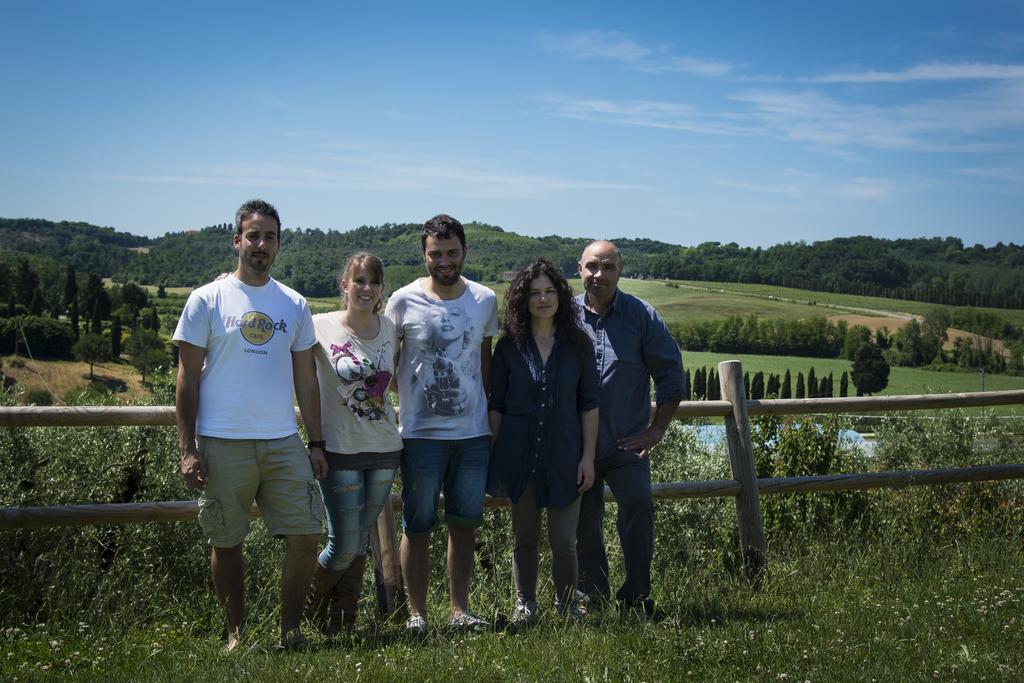 Agriturismo L'Isola Crespina 外观 照片