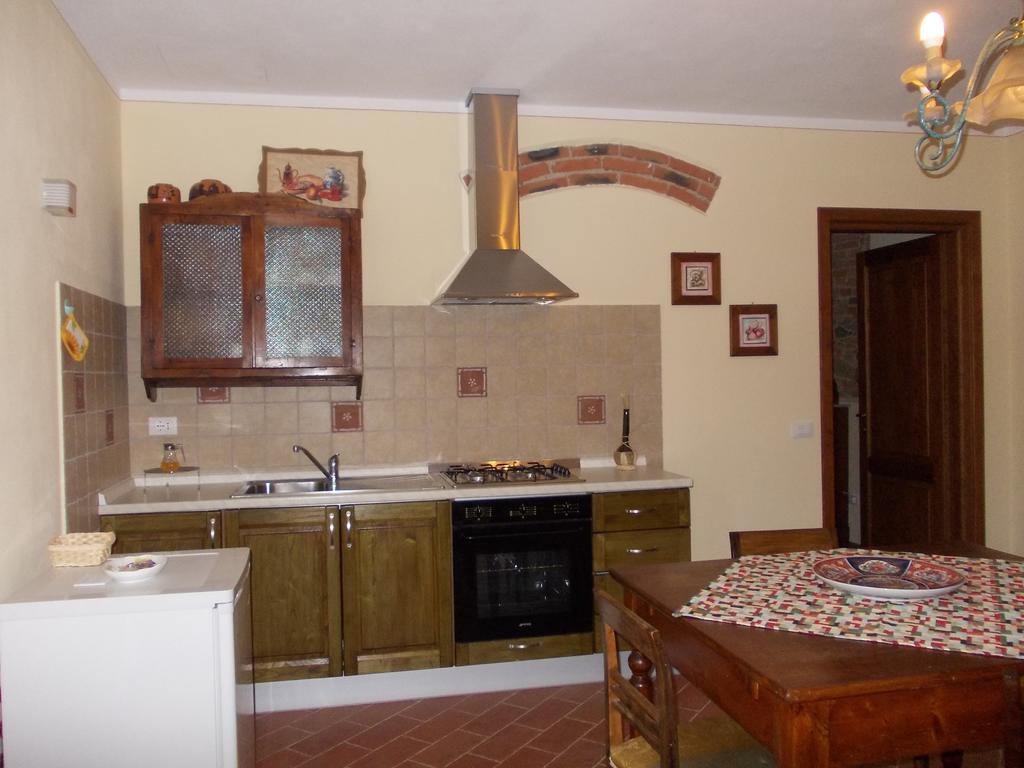 Agriturismo L'Isola Crespina 客房 照片
