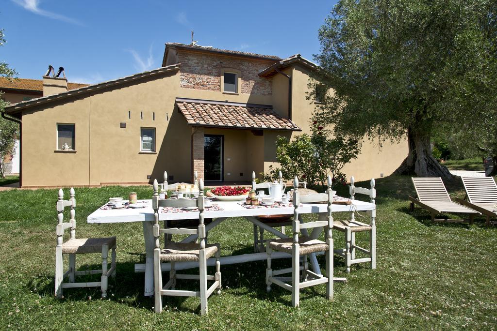 Agriturismo L'Isola Crespina 外观 照片